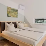 度假居 Stribor