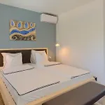 Stribor 度假居 普拉