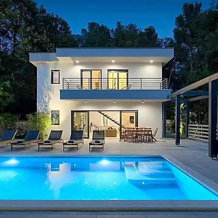 Holiday home Stribor